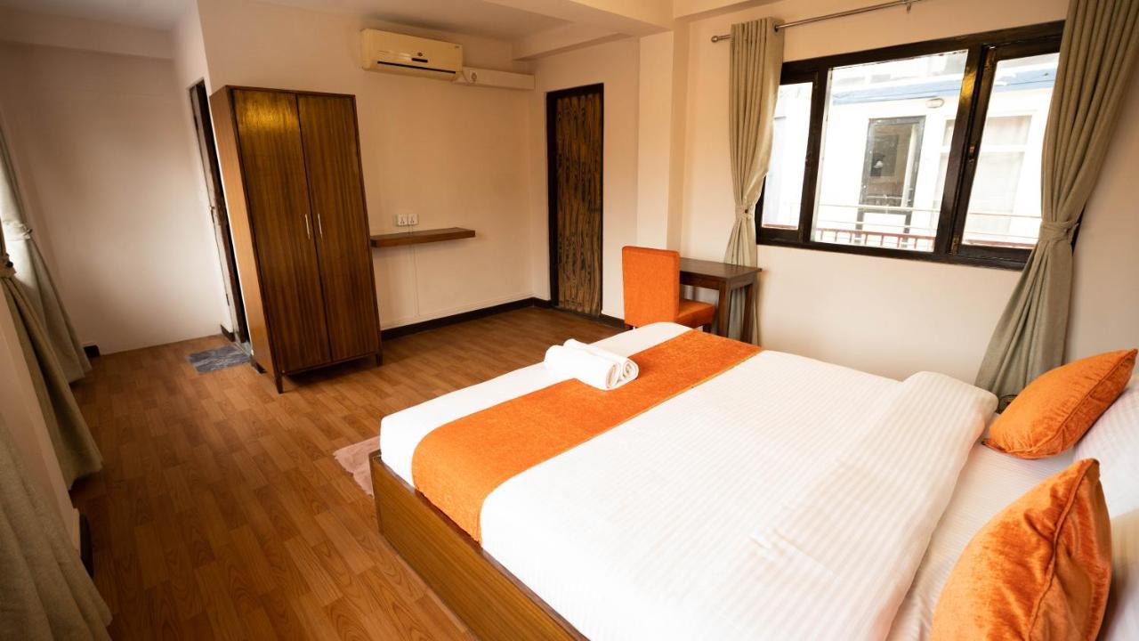 Hotel Pala カトマンズ エクステリア 写真