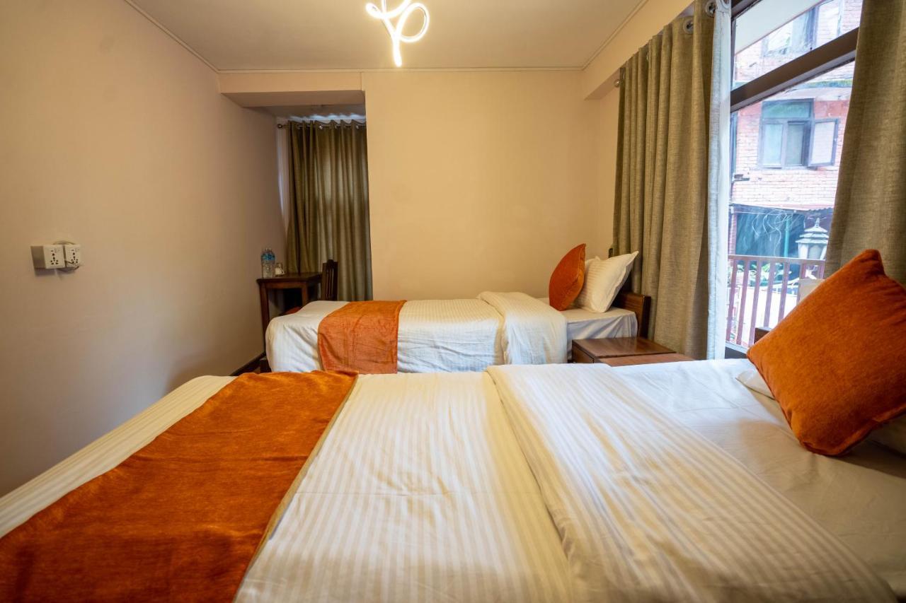 Hotel Pala カトマンズ エクステリア 写真