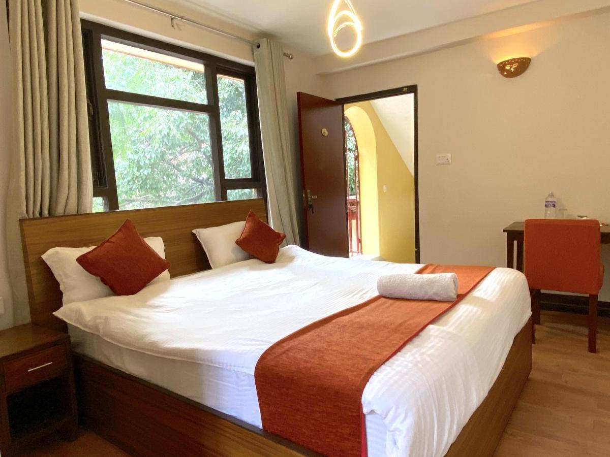 Hotel Pala カトマンズ エクステリア 写真